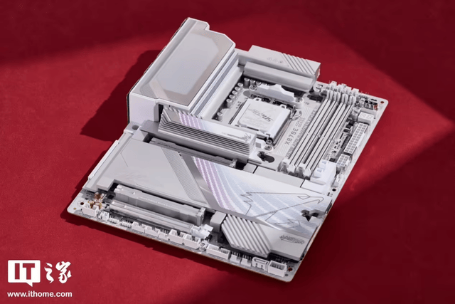 技嘉X870E X3D 超级冰雕主(zhǔ)板測(cè)评：为游戏极限而生